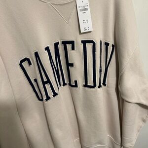 NWT Abercrombie & Fitch Cream Game Day Sweatshirt Large